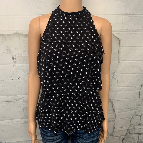 Worthington Tops - Super cute top. Like New!